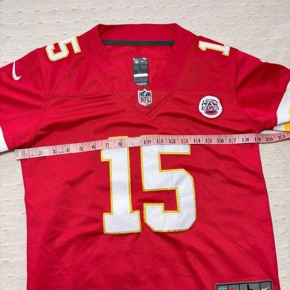 Nike Kansas City Chiefs Patrick Mahomes Nike Red Game Jersey Size L Boy